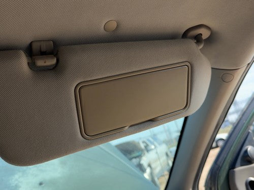 05-07 Kia Sorento Passenger Right Sun Visor Oem Without Illumination Beige Fc