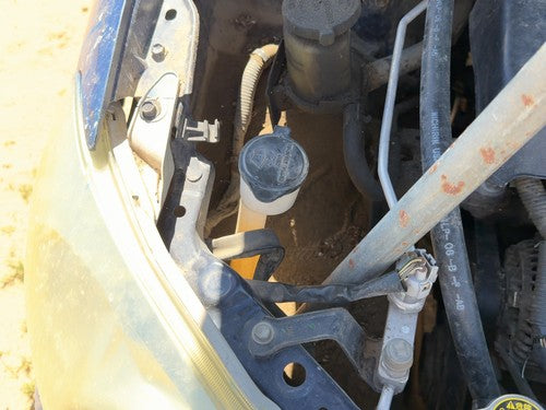 03-08 Matrix Xr Windshield Washer Fluid Reservoir With Pump Oem Wiper Tank