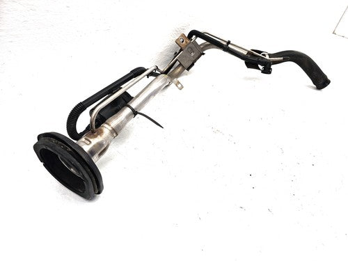 2004-2006 Mazda 3 Fuel Filler Neck Assembly With Gas Cap Oem Complete Bn8F4221Xb