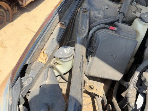 06-16 Chevy Impala Windshield Washer Fluid Reservoir With Pump Oem Wiper Tank