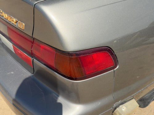 97-01 Toyota Camry Passenger Right Outer Tail Light Brake Lamp OEM 81550AA011