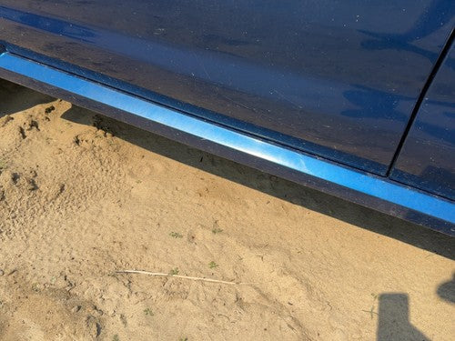 04-06 Vue Redline Driver Left Lower Rocker Moulding Side Skirt Pacific Blue 91U