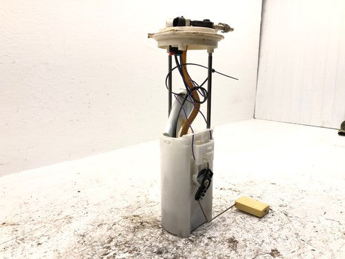 97-02 Chevy Express Van 2500 Complete Fuel Pump With Sending Unit Gas Level 5.7L