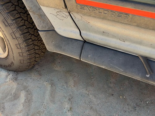 91-94 Ford Explorer 2 Dr Driver Left Lower Rocker Panel Moulding Side Skirt OEM