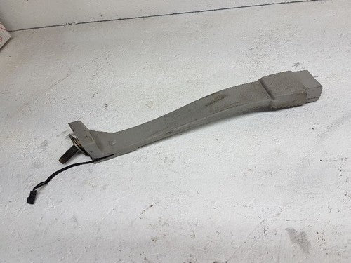 94 Chevy Suburban Driver Left Front Seat Belt Buckle Female End Gray With Sensor