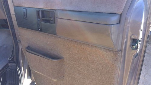 1992-1995 Chevy Astro Passenger Right Front Inside Door Trim Panel Only Oem Tan