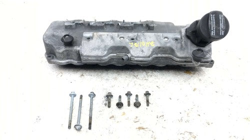 2001-2005 Mercedes C240 Front Valve Cover Driver Left Oem 2.6L 1120100530
