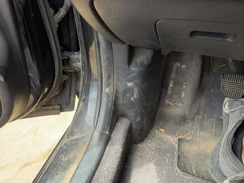 1995-1999 Nissan Maxima Driver Left Lower Kick Trim Panel Oem Black