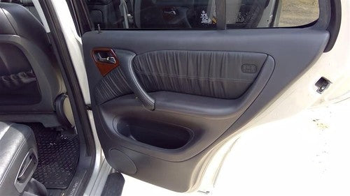 2000-2005 Mercedes Ml500 Passenger Right Rear Back Inside Door Trim Panel Gray