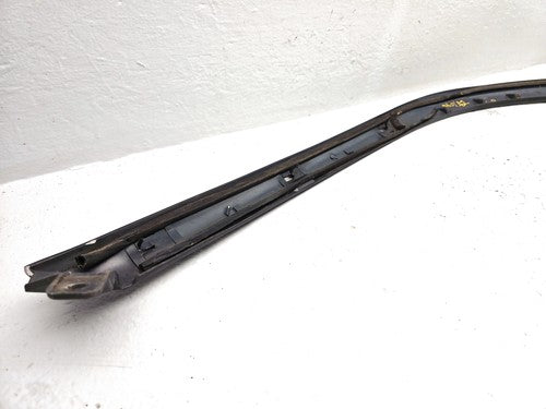 1999-2004 Ford Mustang Passenger Right Front Moulding On A Pillar Oem