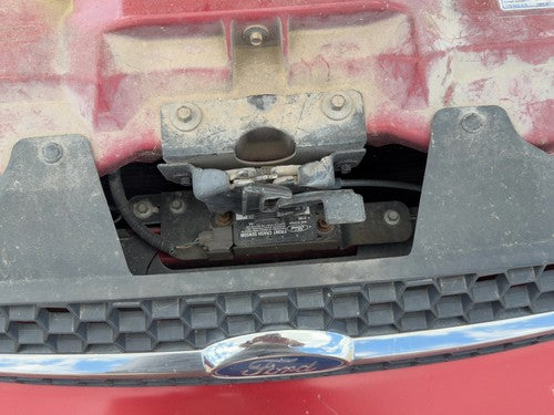 2000-2007 Ford Taurus Hood Latch Assembly With Bracket Oem Yf1Z8A419Aa