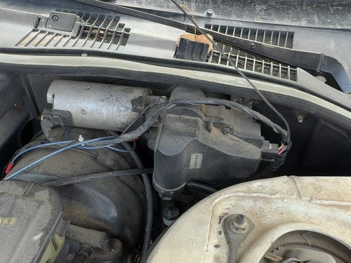 1985-1986 Oldsmobile 98 Windshield Wiper Motor Oem 88961293