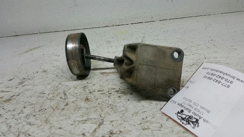 1995 Jeep Grand Cherokee 4.0L Idler Pulley Mount Bracket Brace Oem