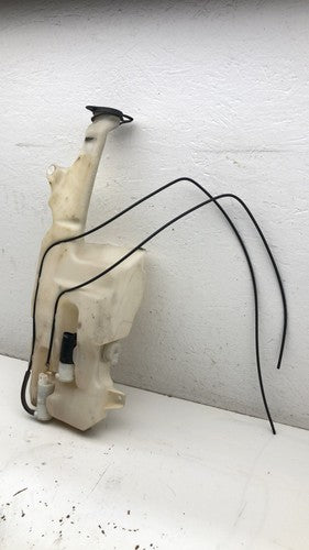 07-14 Xl Denali Windshield Washer Fluid Reservoir With Pump Wiper Tank Bottle