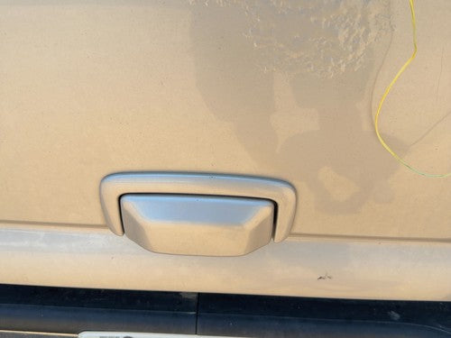 2000-2006 Chevy Suburban 1500 Rear Lift Gate Hatch Handle Assembly OEM