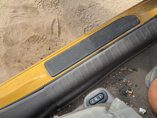 02 Pt Cruiser Driver Left Lower Sill Step Moulding Trim Panel Oem Taupe/Beige Fl