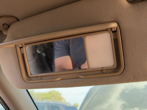 2005-2007 Kia Sorento Driver Left Sun Visor Oem Without Illumination Beige Fc