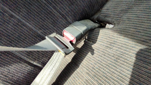 1999-03 S10 Pickup Passenger Right Front Seat Belt Buckle Receiver Oem Gray 12D
