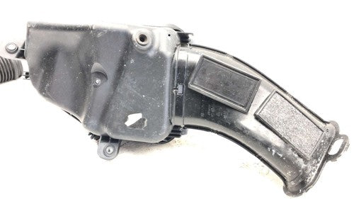 08-09 G8 Complete Air Intake Cleaner Filter Box Housing With Tube Oem 3.6L