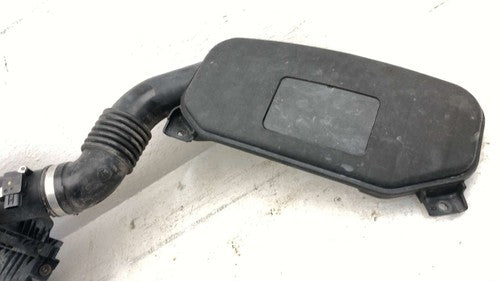 10-12 Legacy Outback Air Intake Cleaner Filter Box Housing With Tube 2.5L