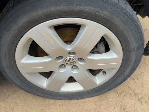 06-09 Beetle Convertible 16" Aluminum Wheel Factory 6 Spoke Rim 16X6-1/2 Painted