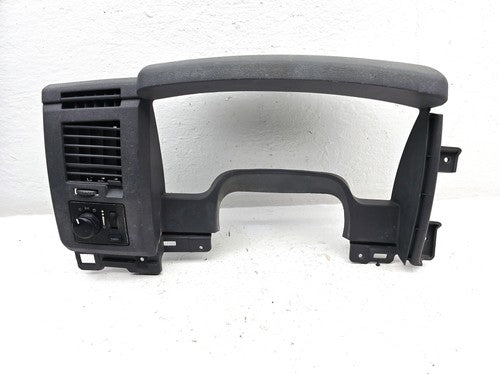 06-07 Dodge Ram 2500 Speedometer Bezel Dash Trim Panel With Headlight Switch Oem