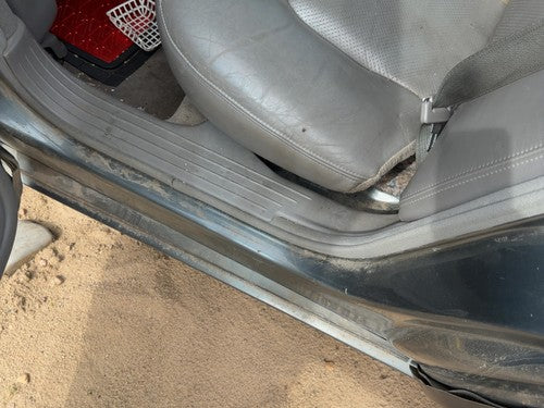 1998-2004 Driver Left Rear Lower Sill Plate Step Trim Panel Oem