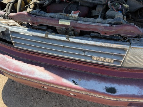 1987-1988 Nissan Maxima Front Grille Assembly Oem 4Dr Sedan 6231238E00
