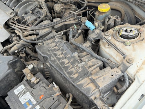00 I30 Complete Air Intake Cleaner Filter Box Housing With Tube Oem 3.0L