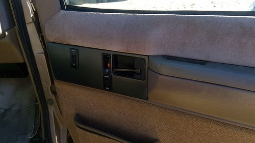 1992-1995 Chevy Astro Passenger Right Front Inside Door Trim Panel Only Oem Tan
