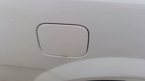 2005-2008 Suzuki Forenza Fuel Door Lid Gas Flap Oem White 6485085Z02