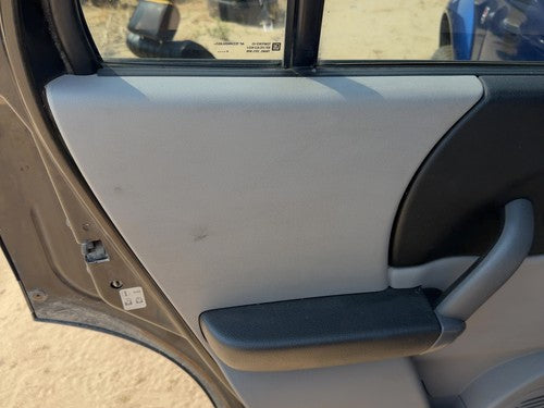 04-05 Vue Redline Driver Left Rear Door Trim Panel With Switches Back Gray 17D