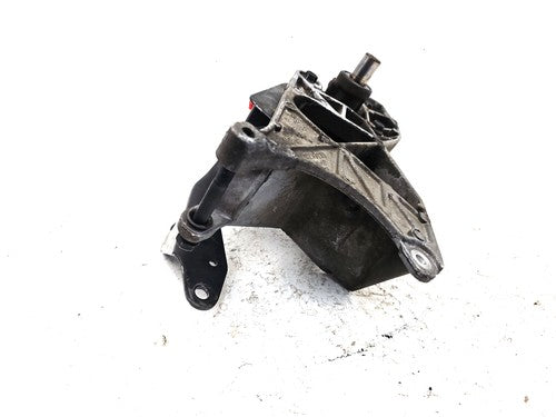 1995-1998 Chevy Silverado 1500 Power Steering Pump With Mount Bracket Oem 5.7L