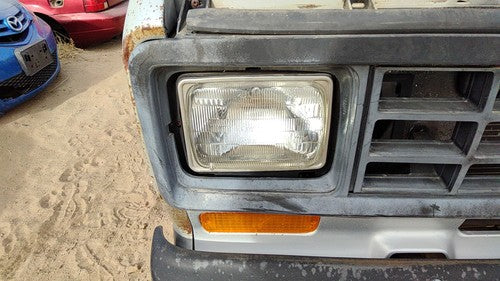 1983-1988 Ford Ranger Passenger Right Head Light Oem Front Lamp E3tz13008a