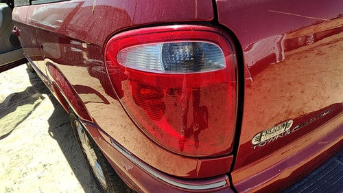 2004-2007 Chrysler Town Country Driver Left Tail Light Brake Lamp Oem Rear