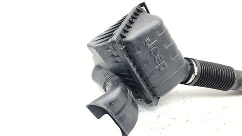 2004-2007 Jeep Liberty Complete Air Intake Filter Box Housing With Tube Oem 3.7L
