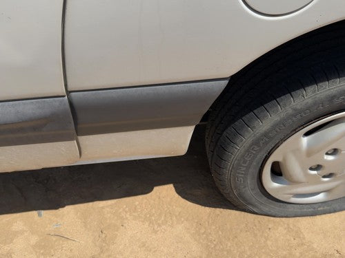 1999 Chrysler Town & Country Driver Left Rear Moulding On Quarter Panel Oem