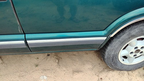 1995-1997 S10 Blazer Driver Left Rear Moulding From Door Oem Back Trim Strip