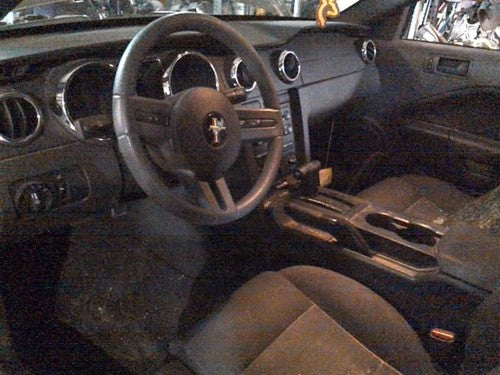 2005-2010 Ford Mustang Driver Left Front Spindle Steering Knuckle With Wheel Hub