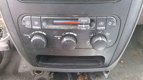 2004-2007 Dodge Caravan Temperature Control Module In Dash Heater Ac Head Unit