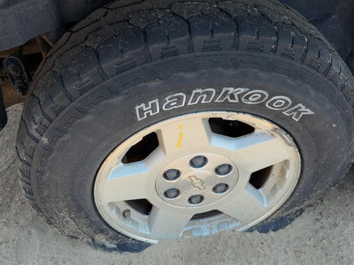 2004-2006 Chevy Suburban 1500 17" Wheel Oem Factory Rim P25