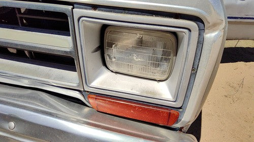 1986-1990 Dodge Ram W150 Driver Left Head Light With Trim Turn Signal Oem Bezel