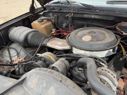 92-95 Silverado 1500 Complete Air Cleaner Filter Box Housing With Tube 5.7L