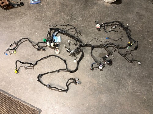 2013 Dodge Ram 1500 Complete Wiring Harness Behind Dash 4.7L At 4X2 Oem