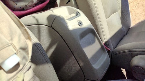04-06 Town Country Center Console Lid Only Oem Arm Rest Fold Down Khaki J1