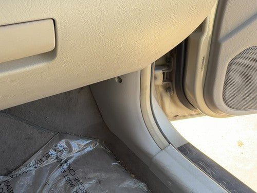 2001-2006 Hyundai Elantra Passenger Right Lower Kick Trim Panel Oem Gray Ze