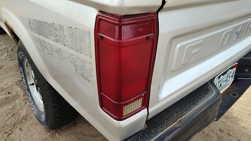 1983-1990 Ford Ranger Driver Left Tail Light Brake Lamp Oem Rear E3tz13404a