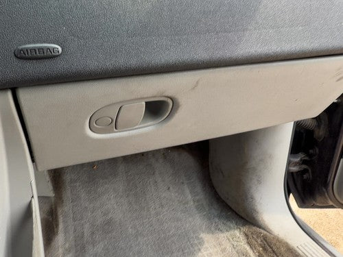 05-09 Equinox Glove Box Assembly Complete Door With Latch Oem Light Gray 14B