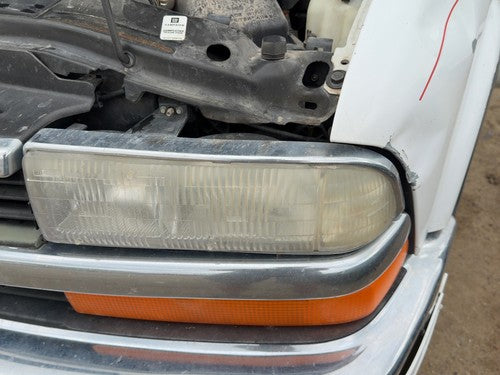 1998-2005 Chevy S10 Blazer Driver Left Head Light Oem Front Lamp 16525721