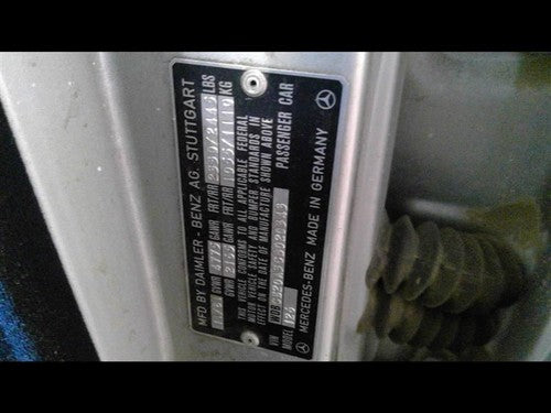 1981-1985 Mercedes 300Sd Driver Left Rear Lower Door Moulding Only 1267300805